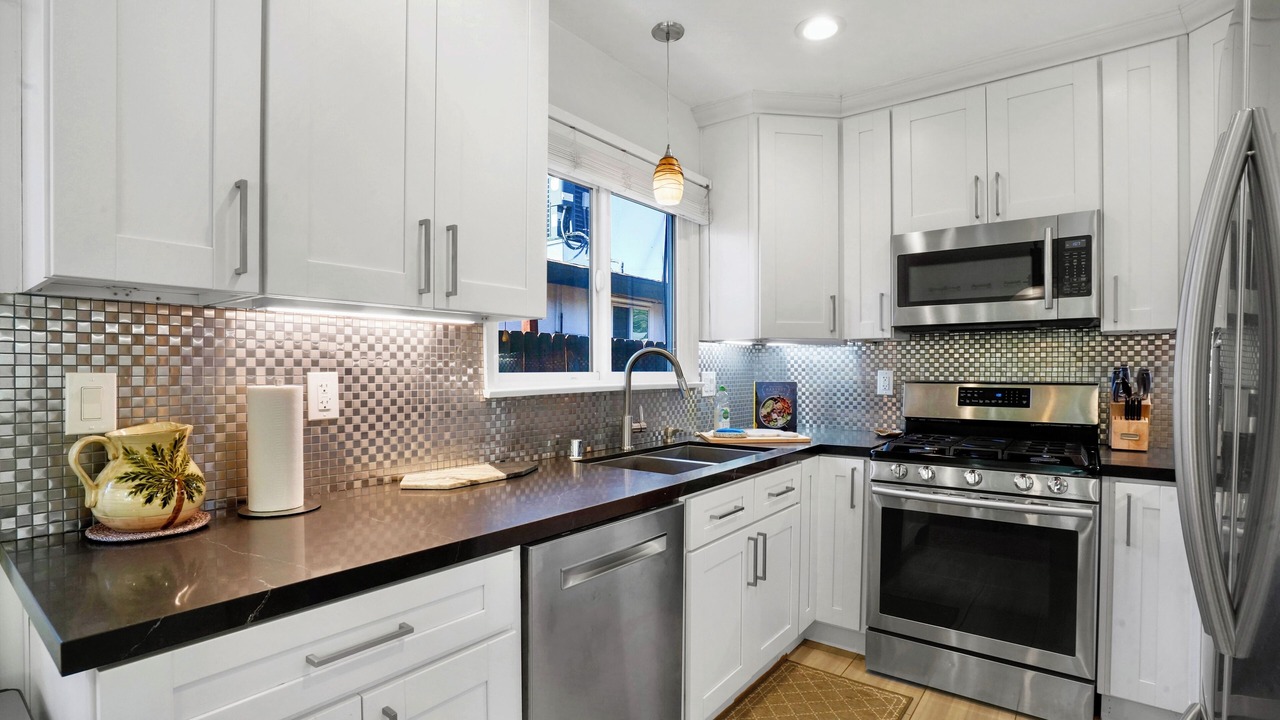 Photo of Kitchen in Woodland Hills