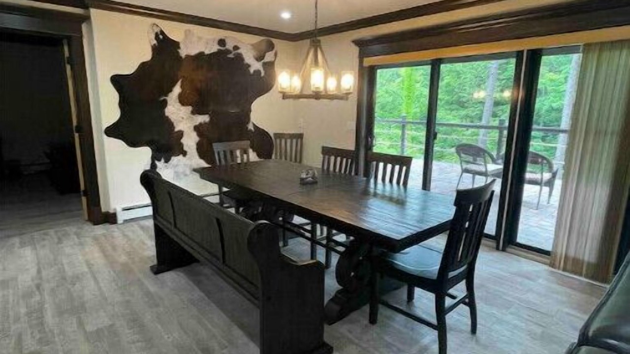 Photo of Livingroom in Ashtabula