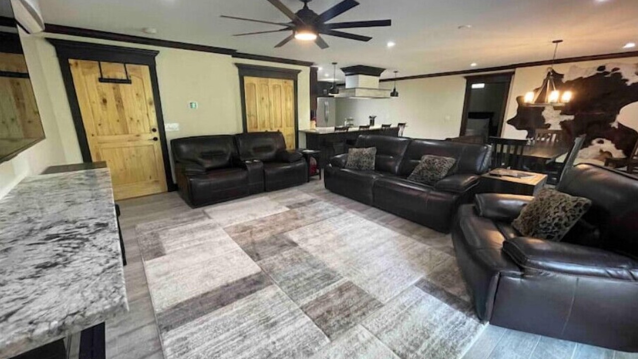 Photo of Livingroom in Ashtabula