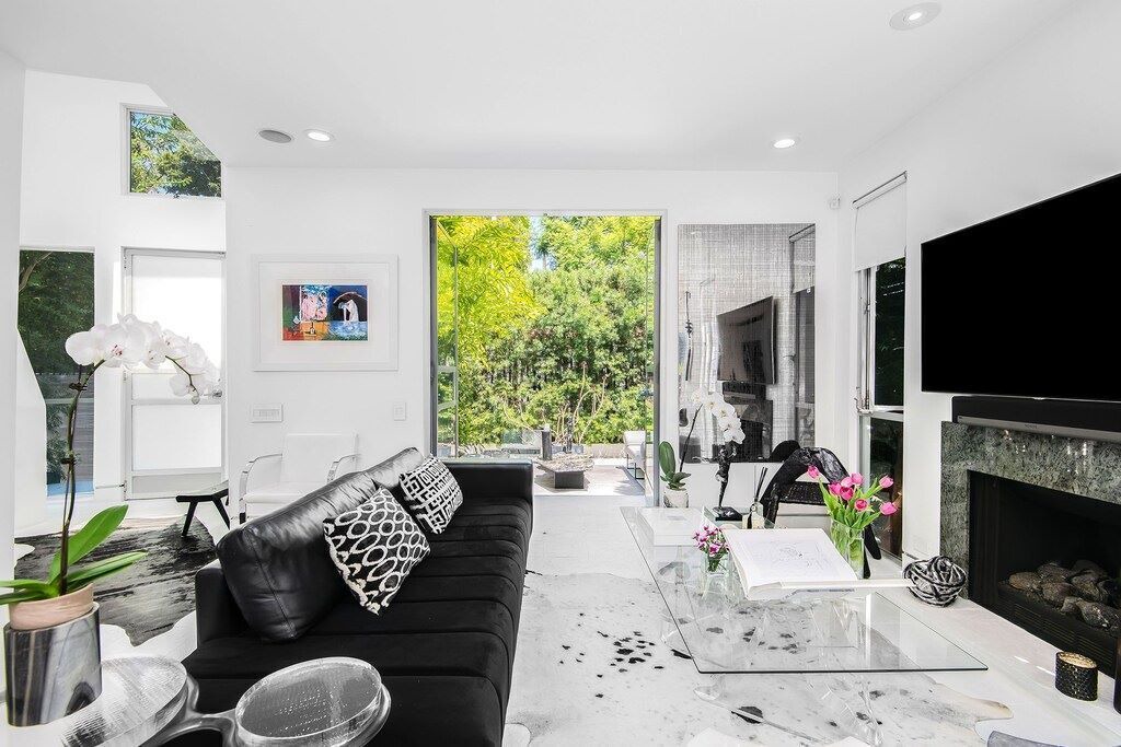 Photo of Livingroom in West Hollywood