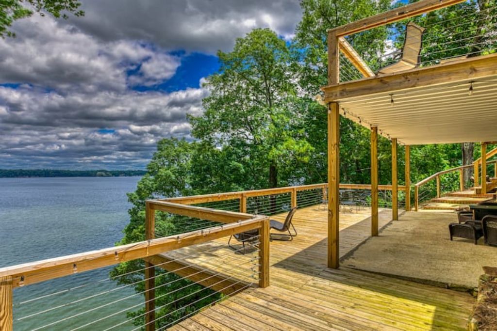 Photo of Patio Balcony in Muscle Shoals