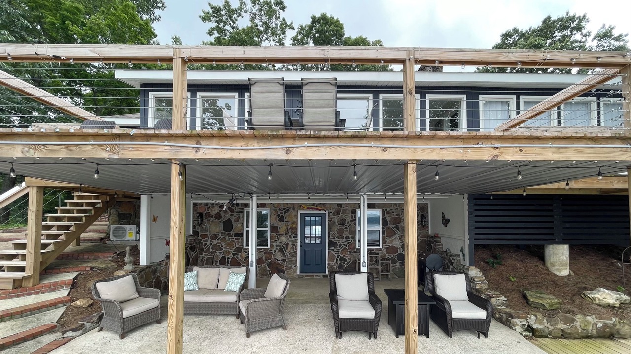 Photo of Patio Balcony in Muscle Shoals