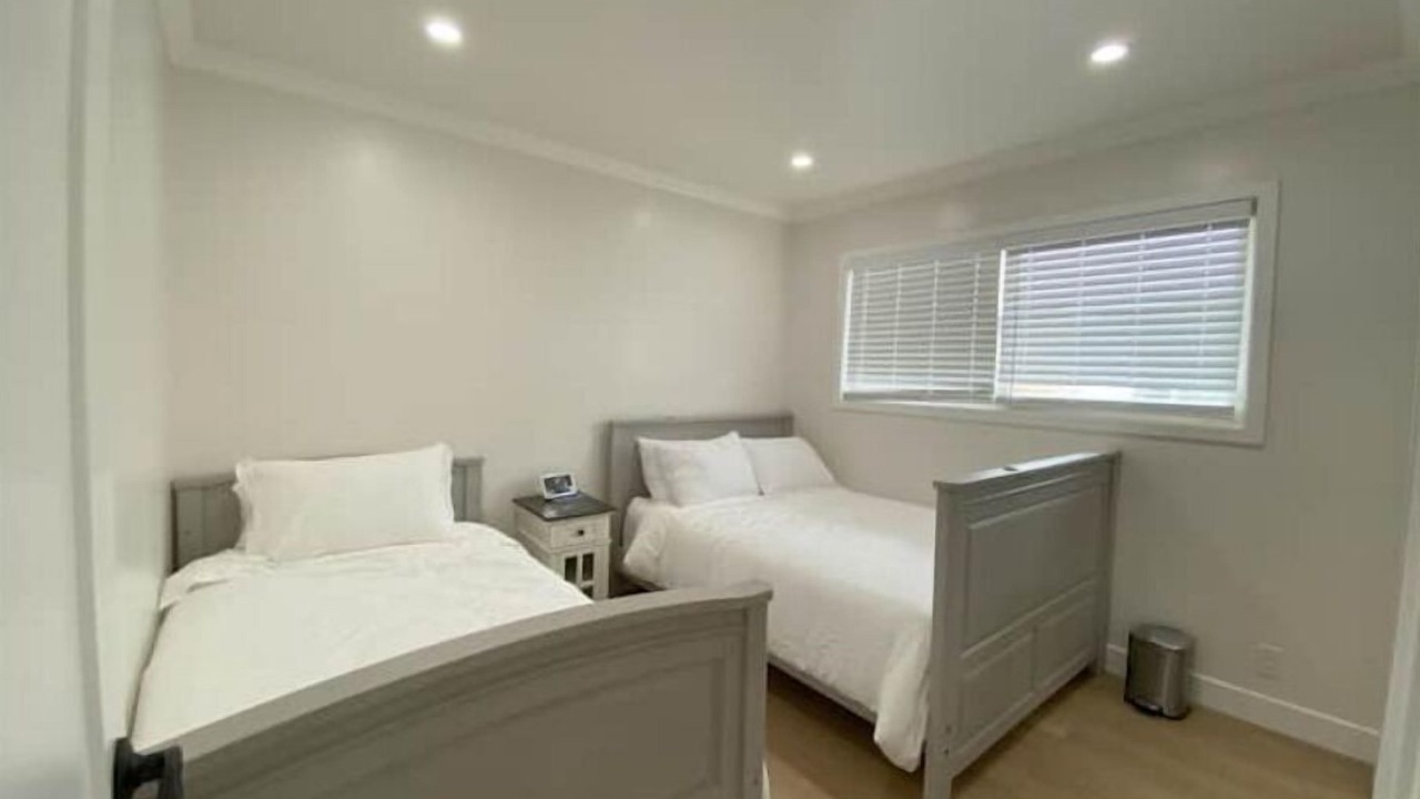 Photo of Bedroom in Edgemar - Pacific Manor