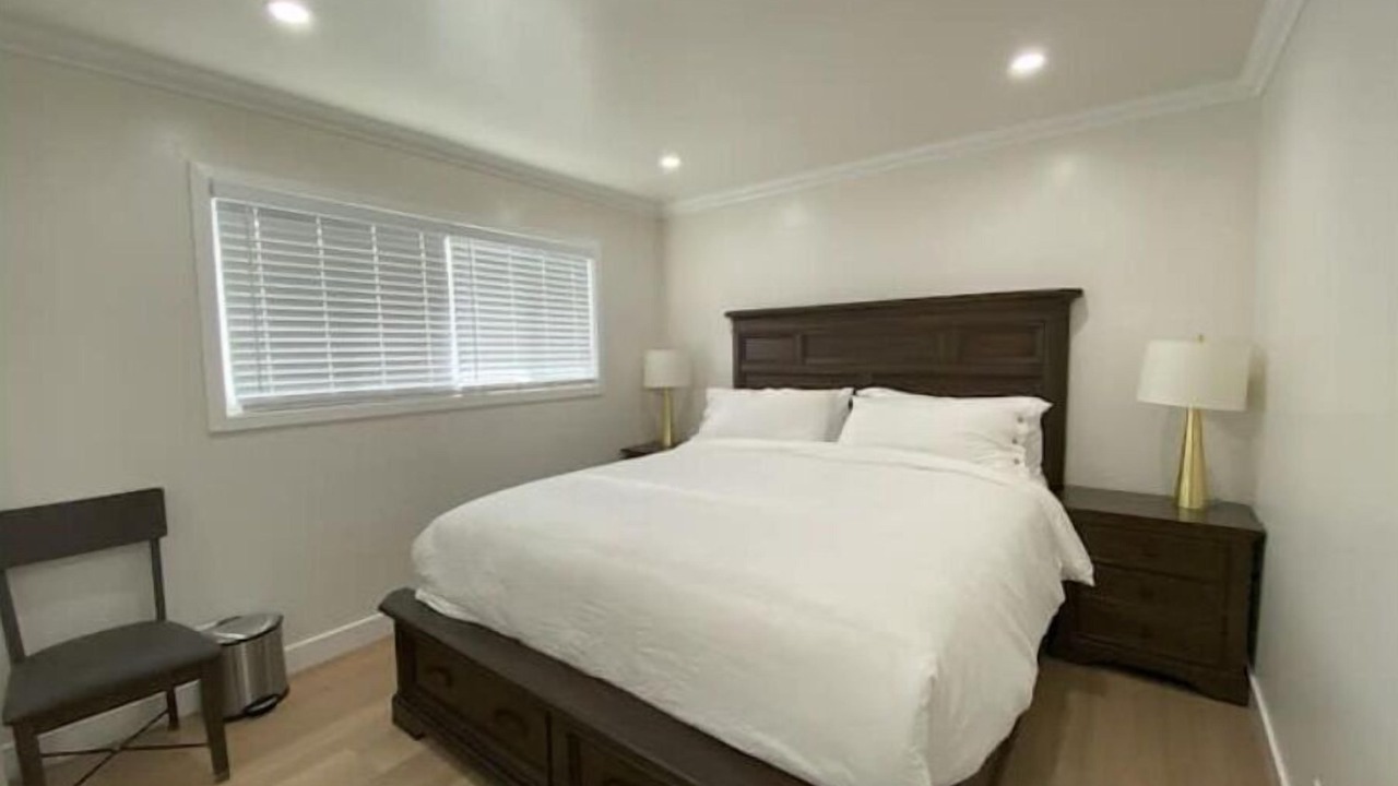 Photo of Bedroom in Edgemar - Pacific Manor