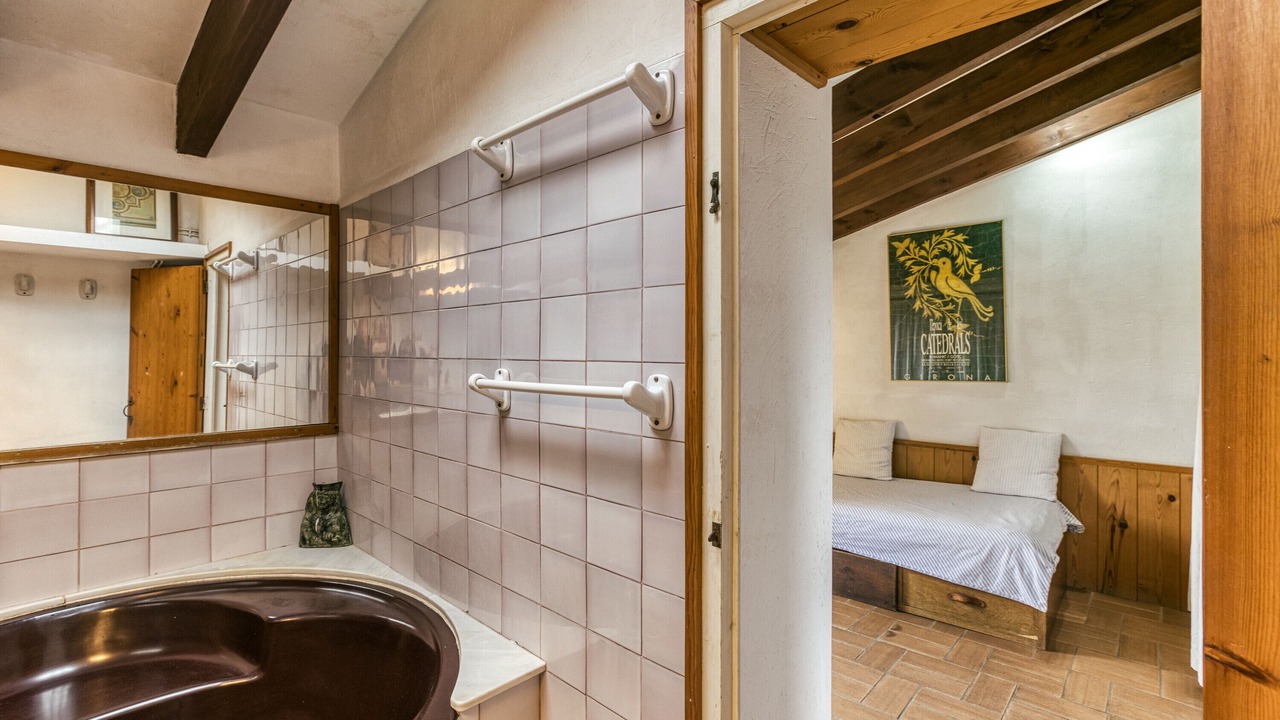 Photo of Bathroom in Palau-Sator