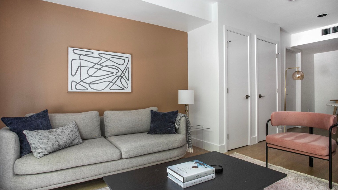 Photo of Livingroom in West Los Angeles