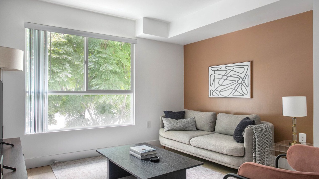 Photo of Livingroom in West Los Angeles