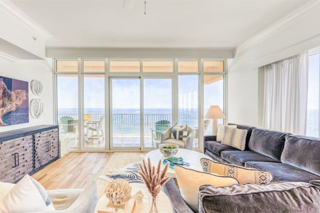 Photo of Livingroom in Orange Beach