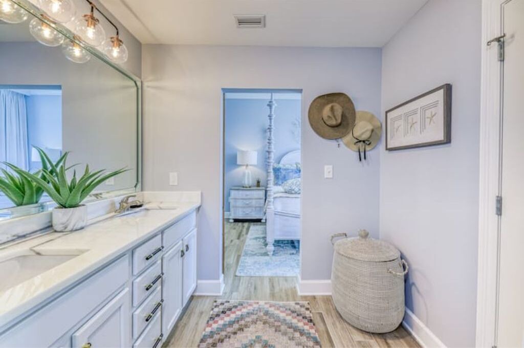 Photo of Bathroom in Orange Beach