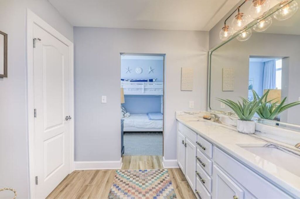 Photo of Bedroom in Orange Beach