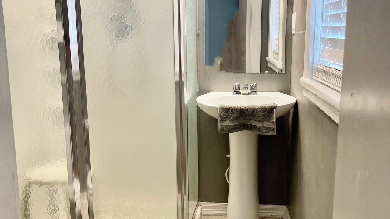 Photo of Bathroom in Poplarville