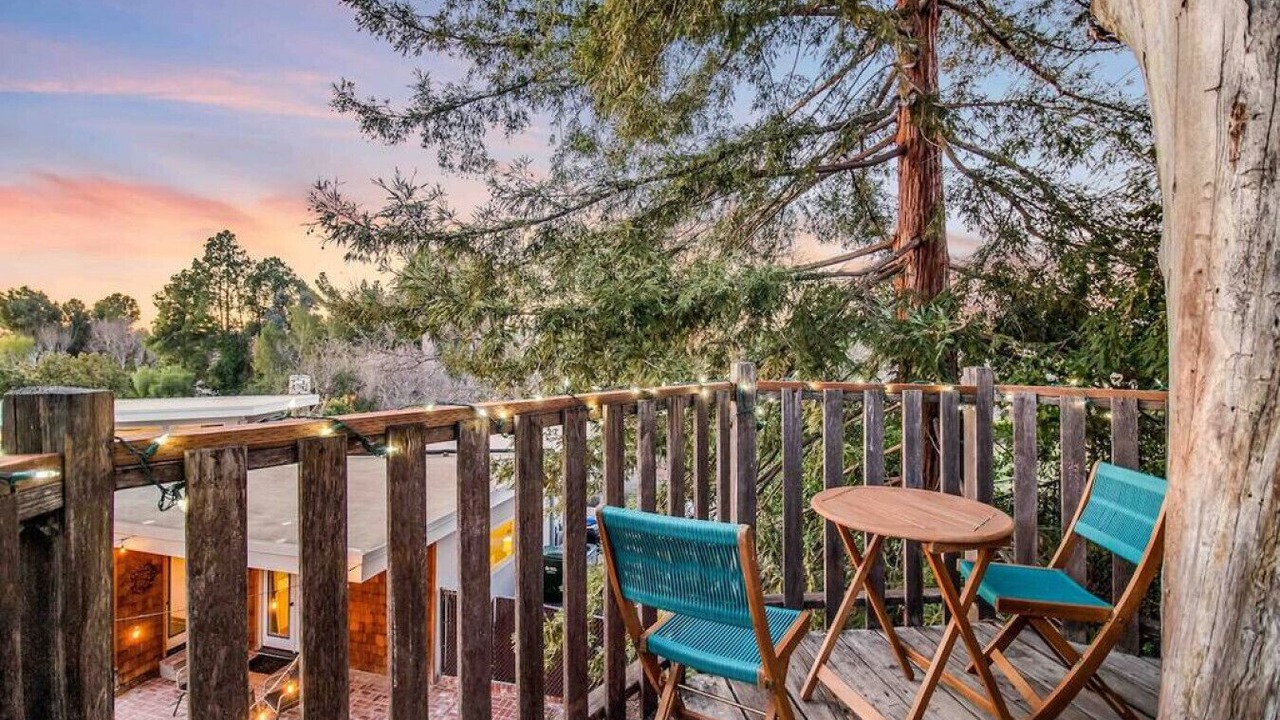 Photo of Patio Balcony in Thousand Oaks