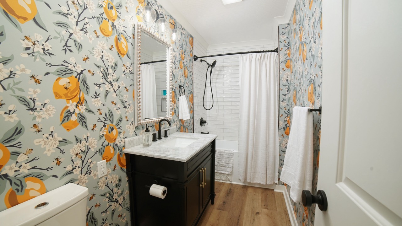 Photo of Bathroom in Laurel
