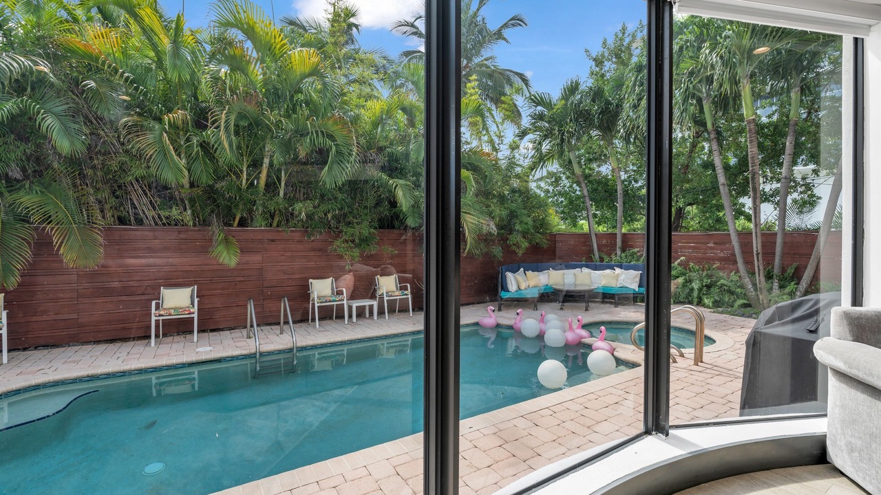 Photo of Outdoor in Lauderdale Beach