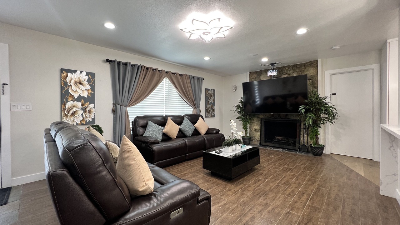 Photo of Livingroom in Beaumont