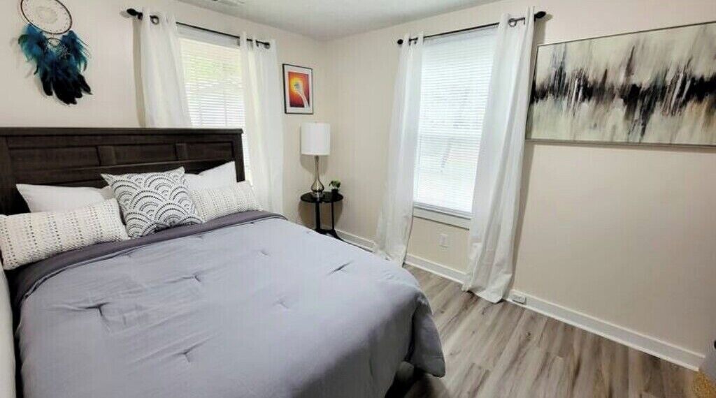 Photo of Bedroom in Cape Fear