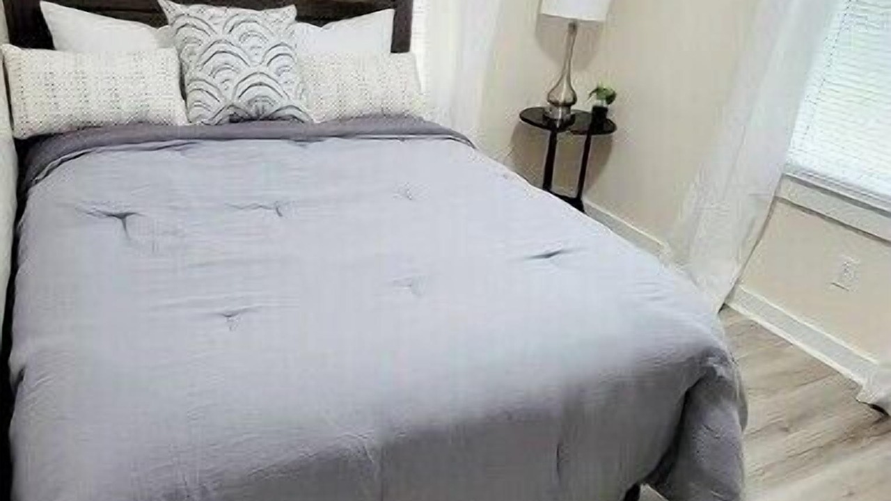 Photo of Bedroom in Cape Fear