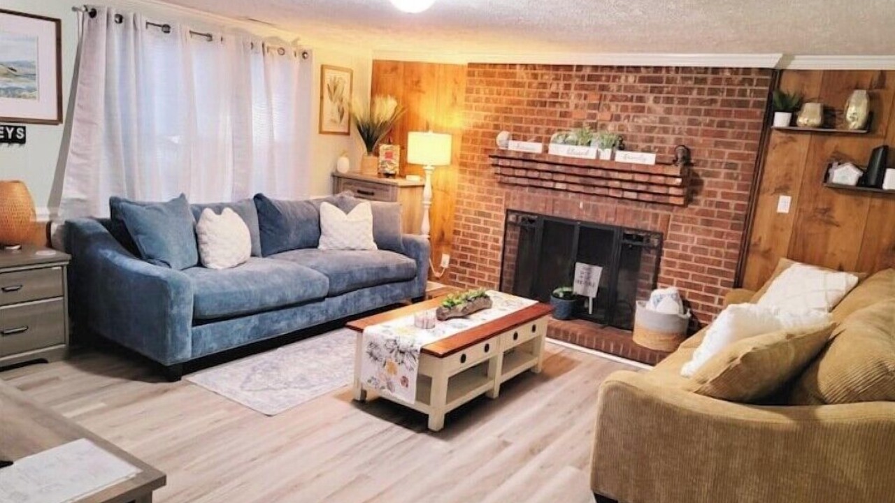 Photo of Livingroom in Cape Fear