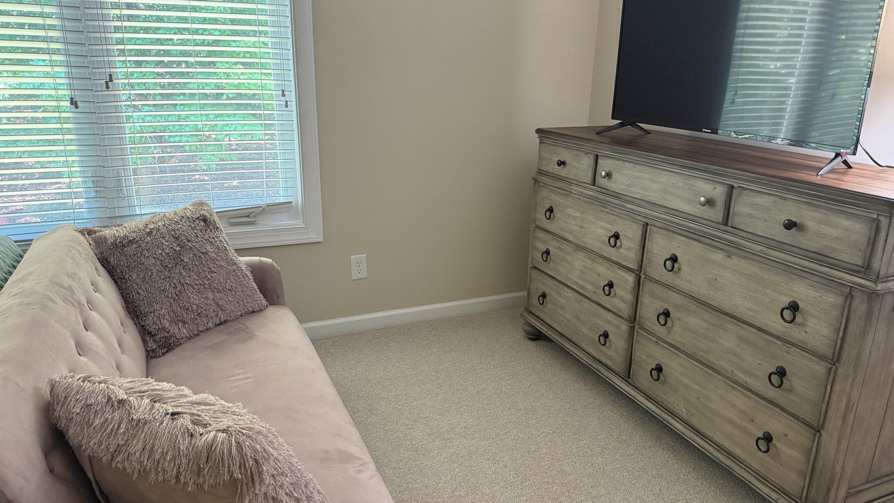 Photo of Livingroom in Macon