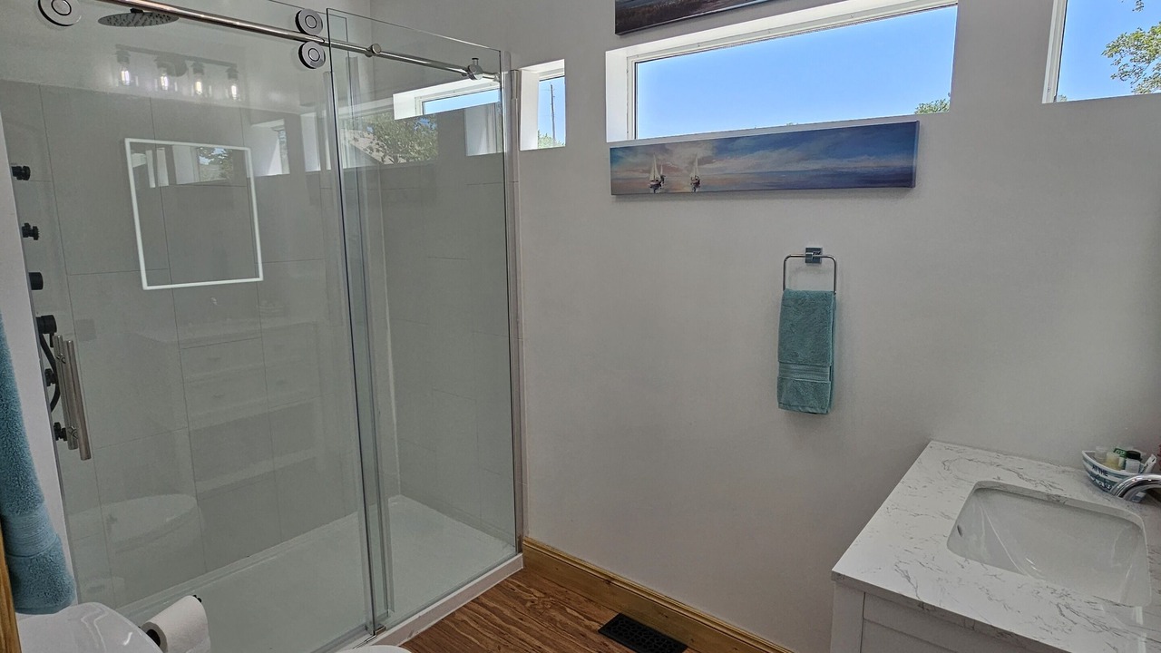 Photo of Bathroom in Madison Beach