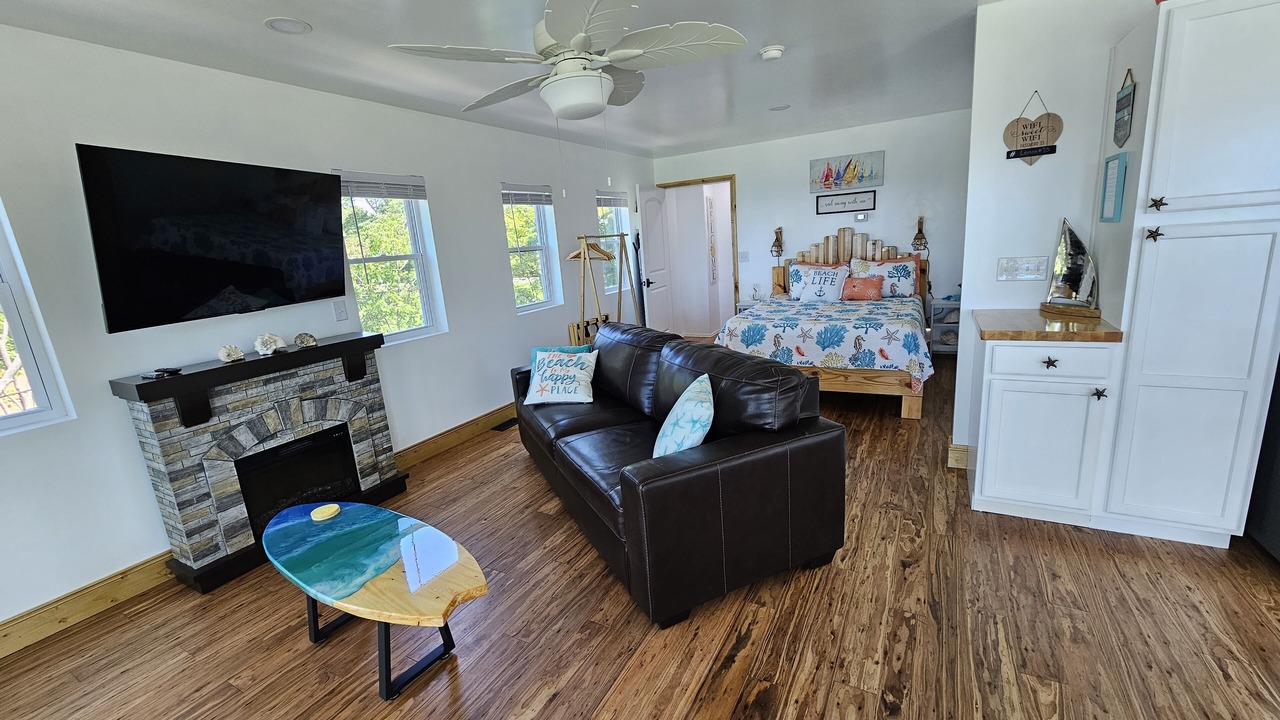 Photo of Livingroom in Madison