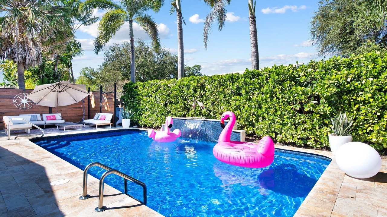 Photo of Outdoor in Poinsettia Heights