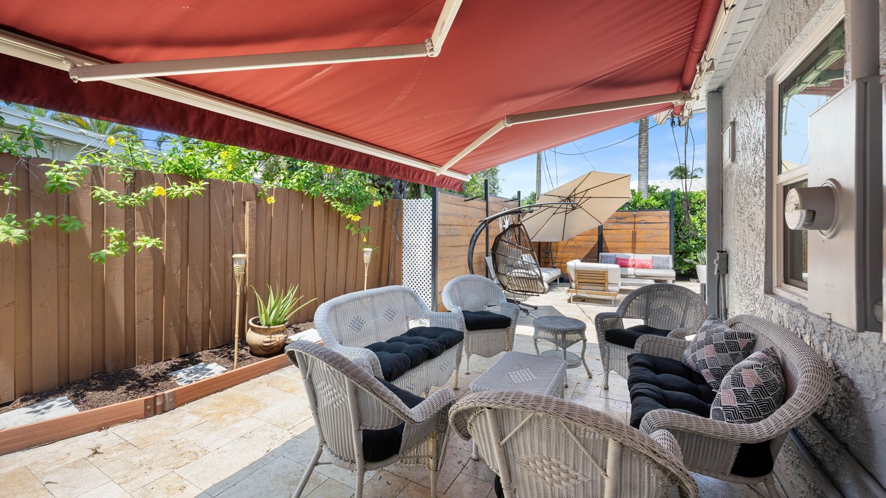 Photo of Patio Balcony in Poinsettia Heights