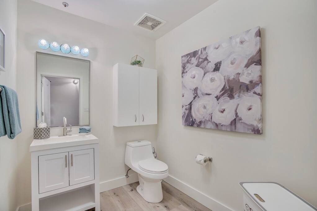 Photo of Bathroom in The Villas