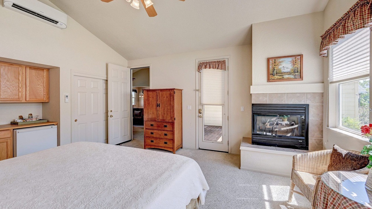 Photo of Livingroom in Angels Camp