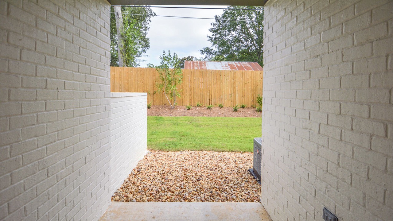Photo of Outdoor in Starkville