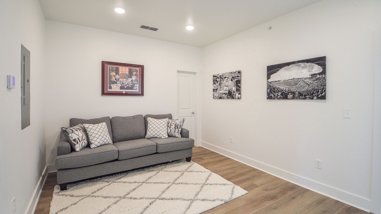 Photo of Livingroom in Starkville