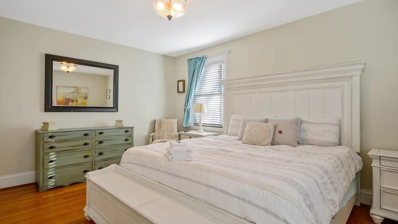 Photo of Bedroom in Apex