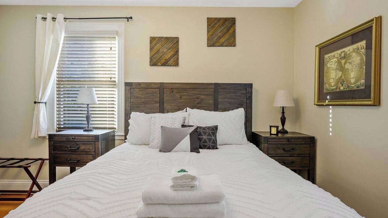 Photo of Bedroom in Apex