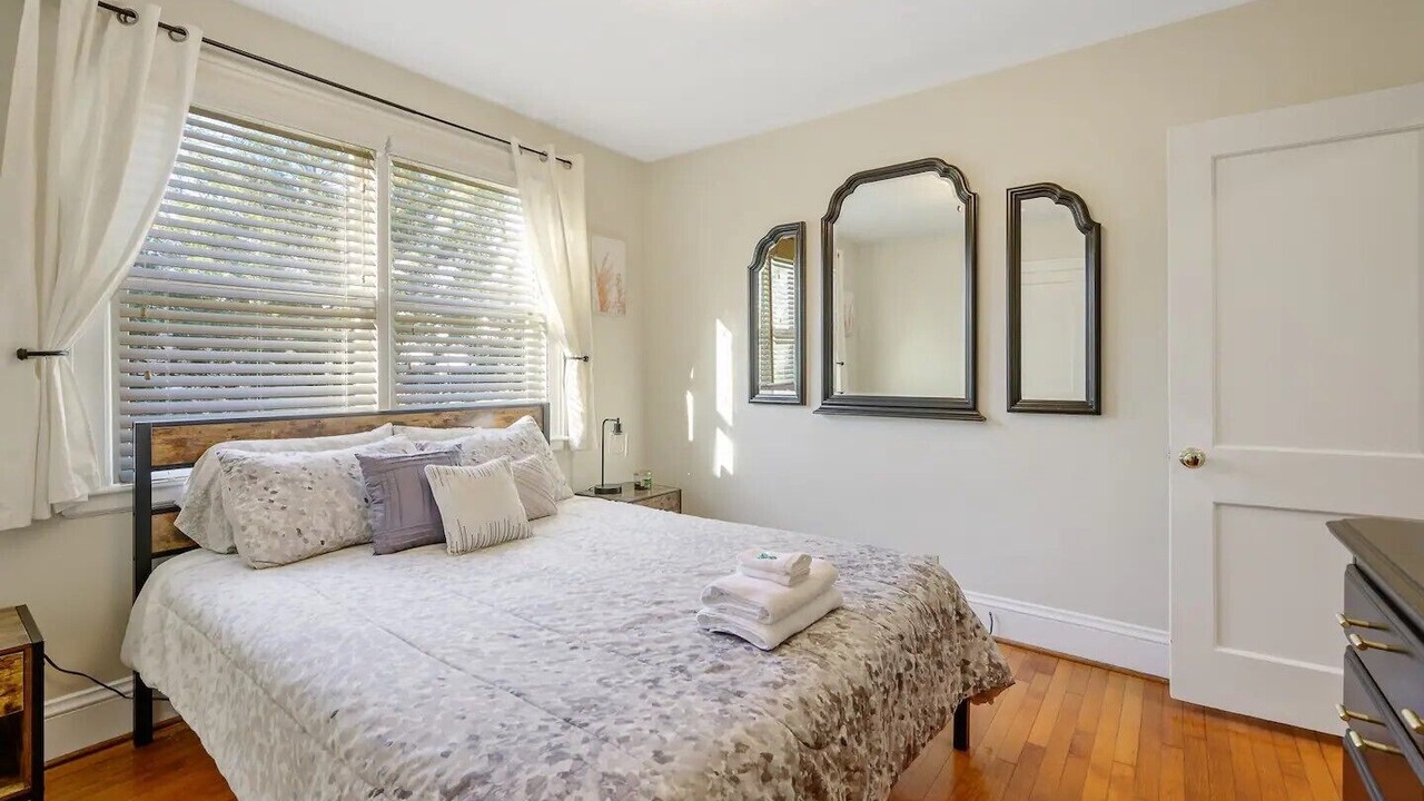 Photo of Bedroom in Apex