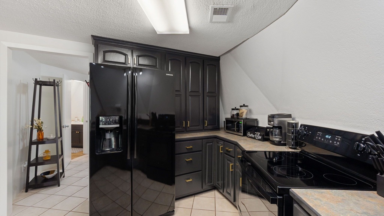 Photo of Kitchen in Stone County