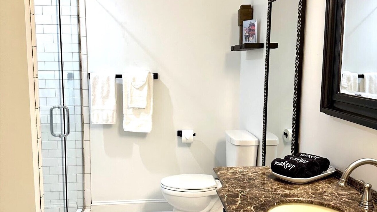 Photo of Bathroom in Oxford