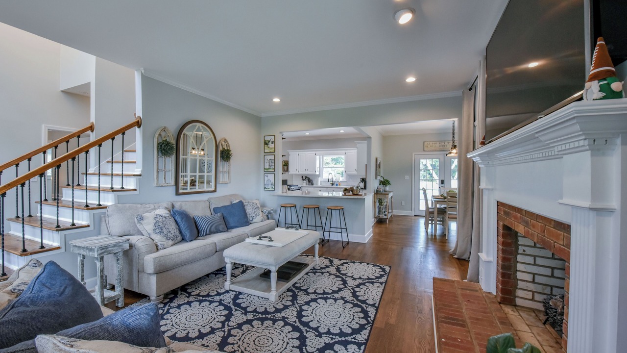 Photo of Livingroom in Taylorville