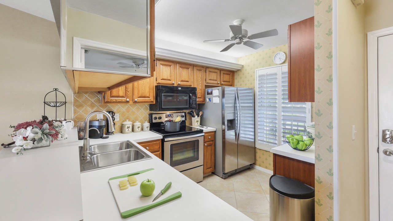 Photo of Kitchen in Hammock Bay