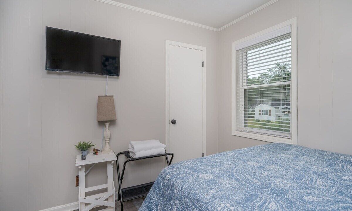 Photo of Bedroom in Northport