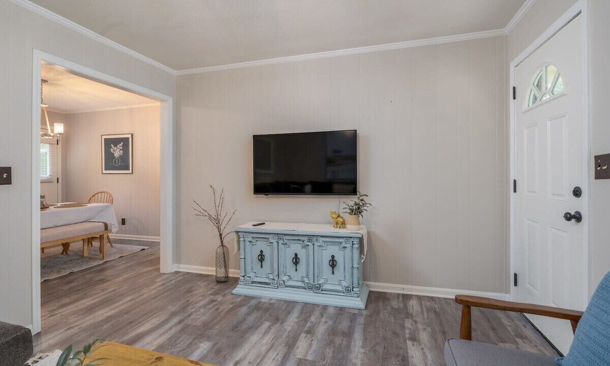 Photo of Livingroom in Northport