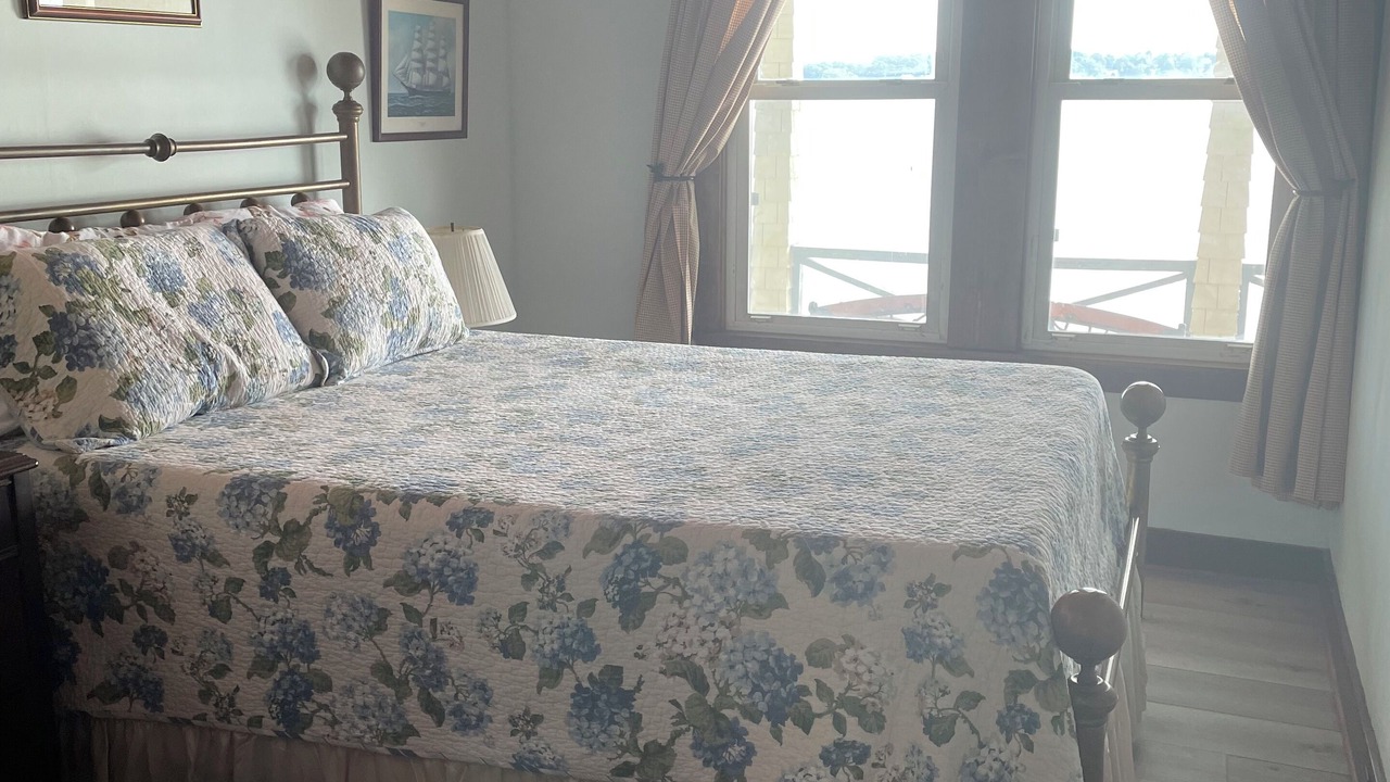 Photo of Bedroom in Sennett