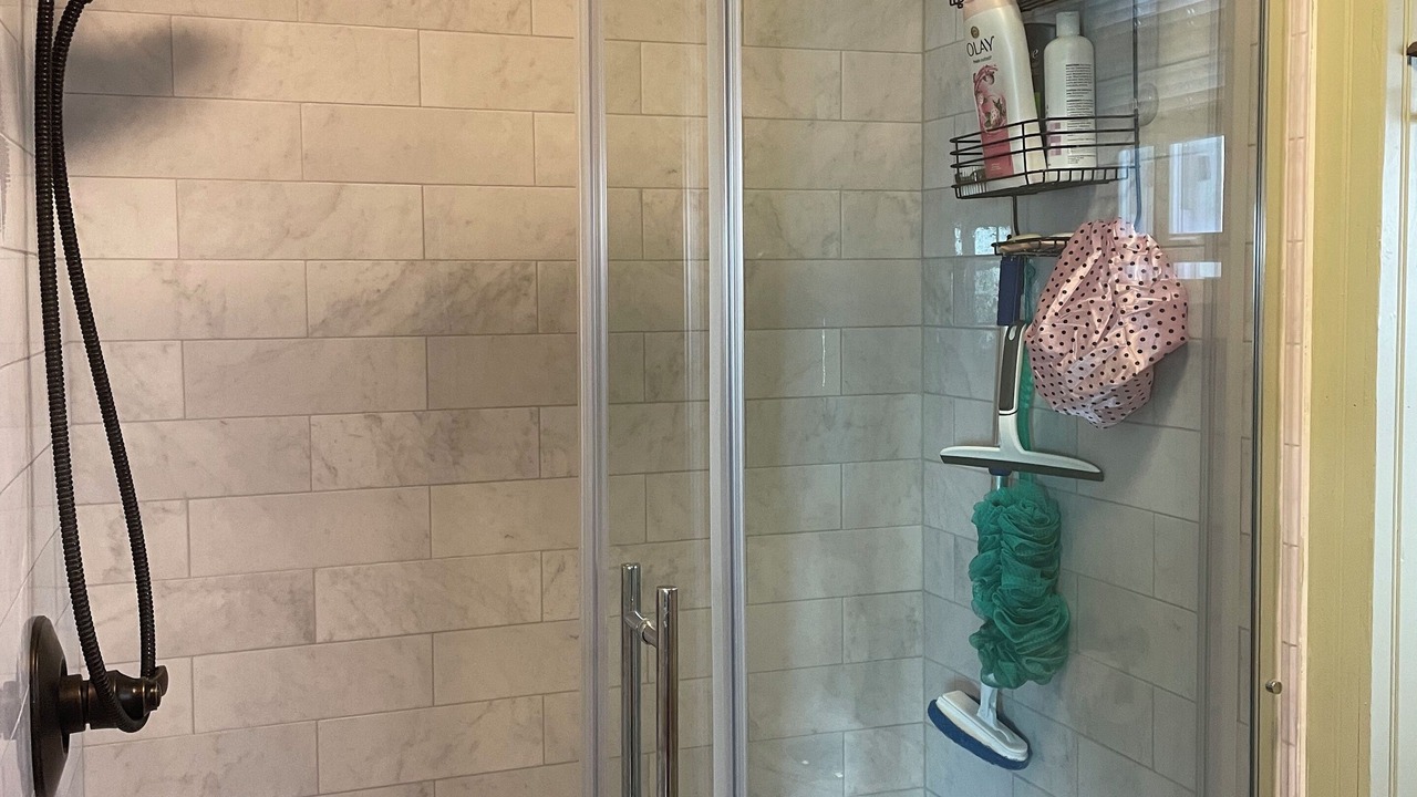 Photo of Bathroom in Sennett
