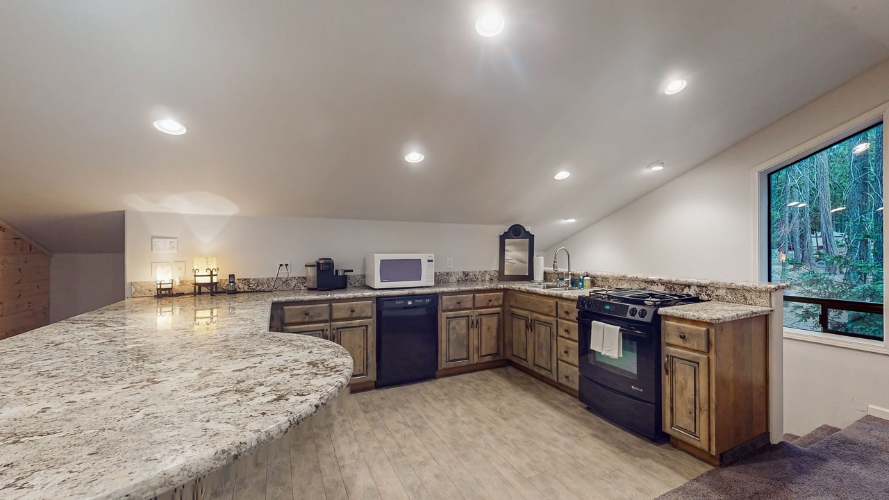 Photo of Kitchen in Shaver Lake