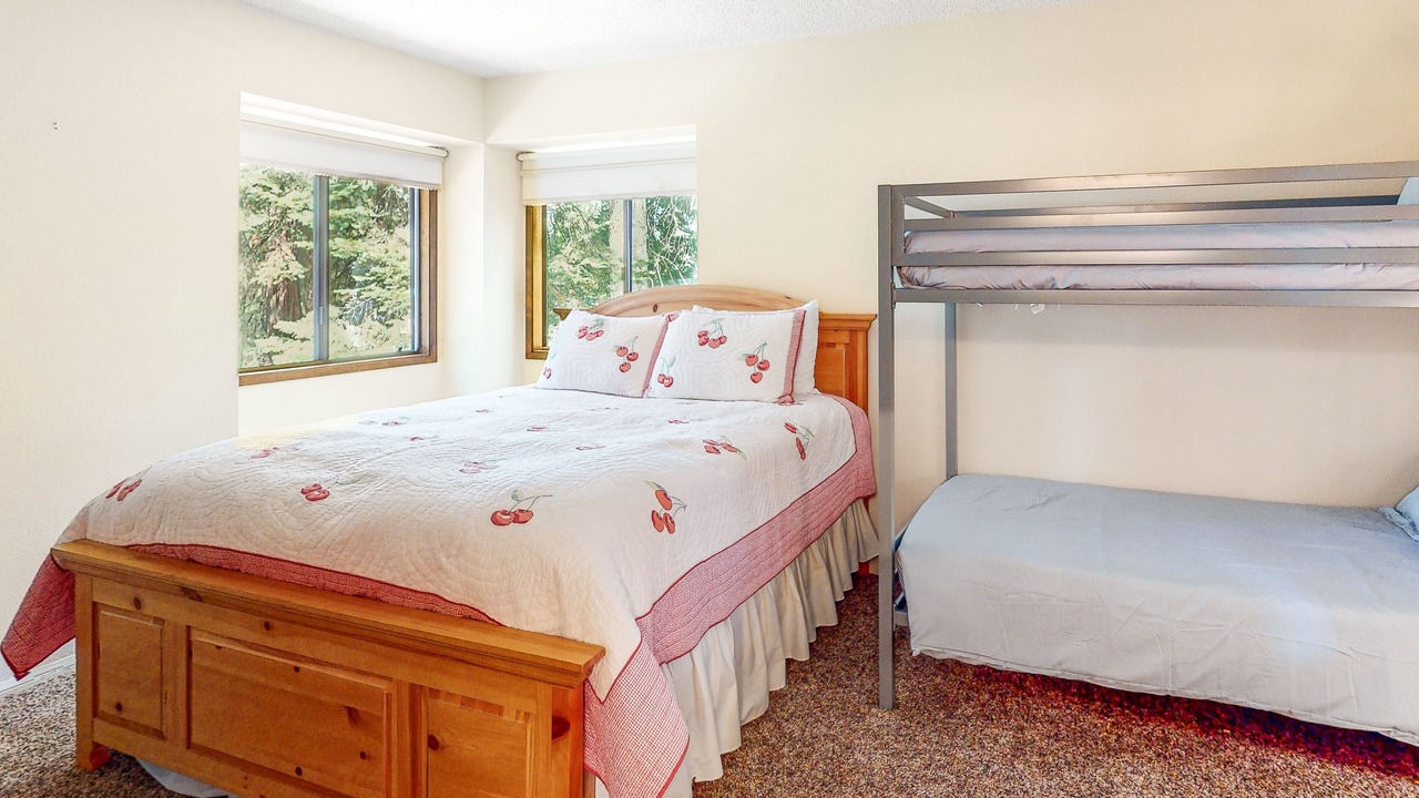 Photo of Bedroom in Shaver Lake