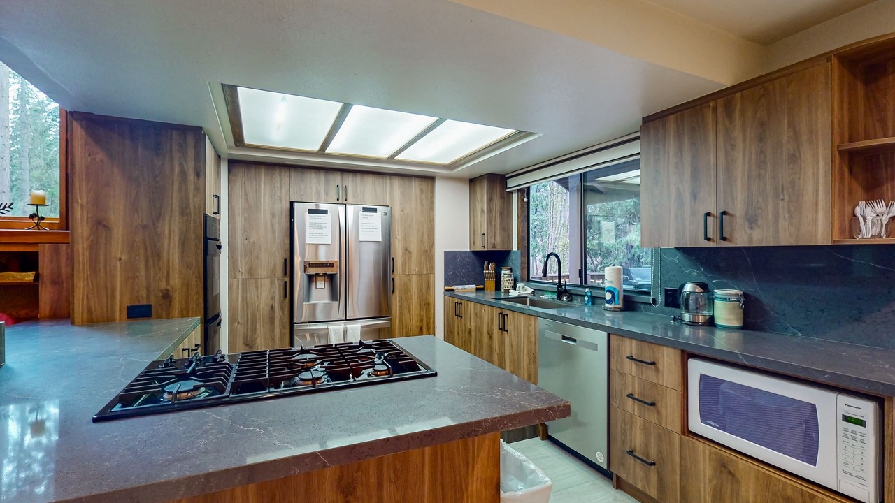 Photo of Kitchen in Shaver Lake