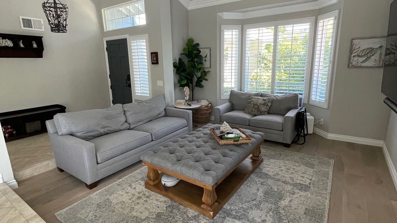 Photo of Livingroom in Costa Mesa