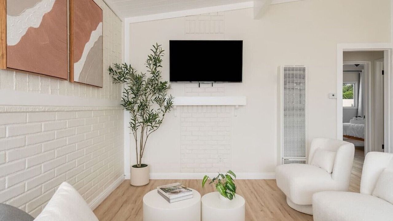 Photo of Bedroom in El Segundo