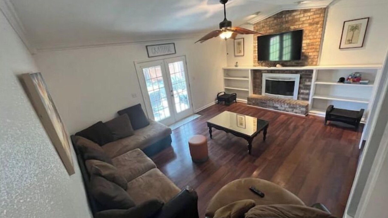 Photo of Livingroom in Northwest Pensacola