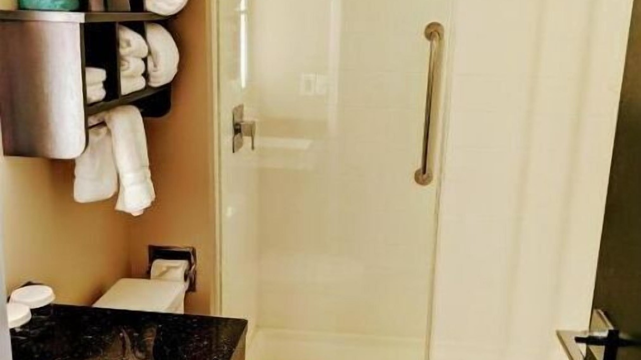 Photo of Bathroom in Tuscaloosa