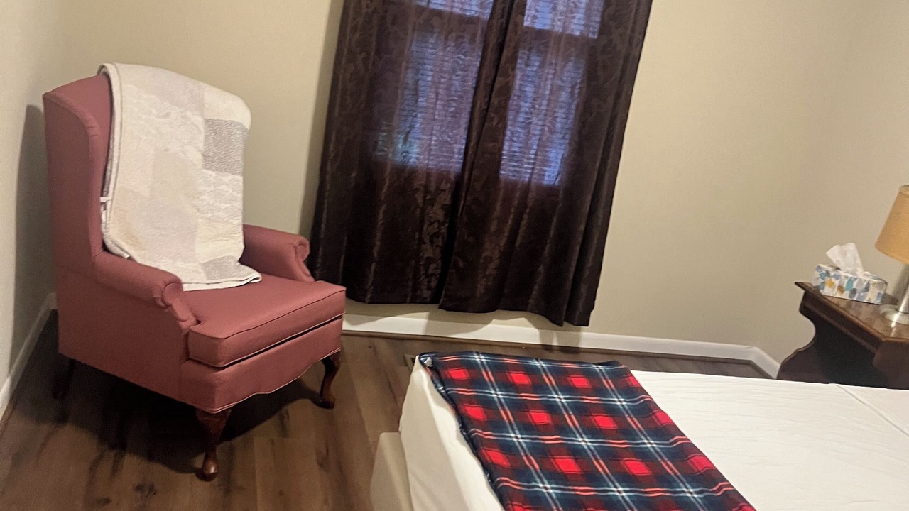 Photo of Bedroom in Anniston